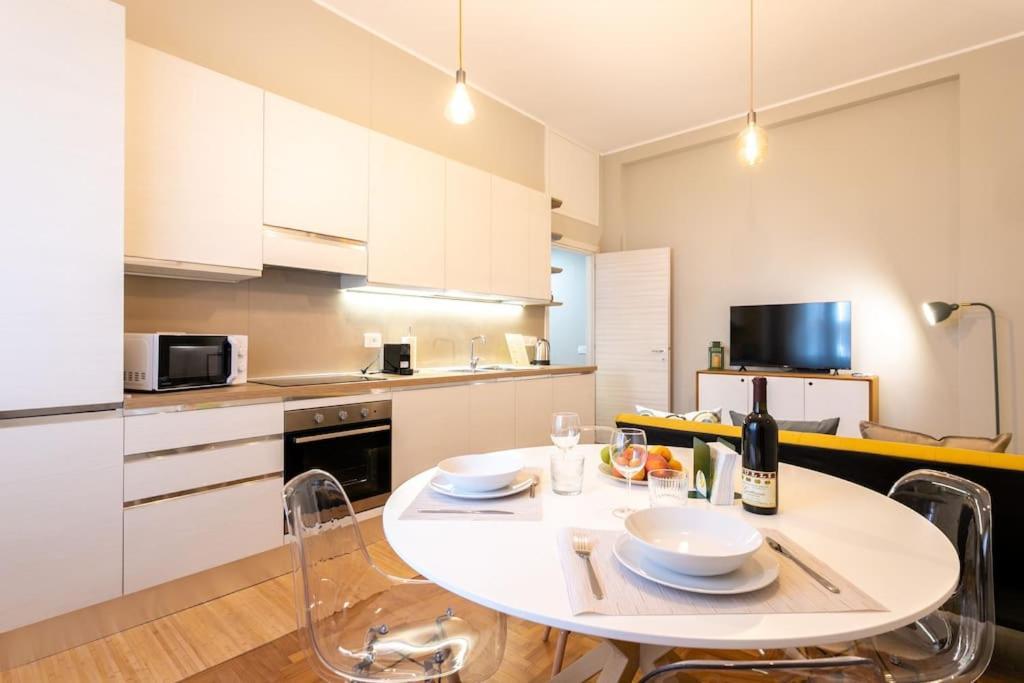 Co99 - New Two Bedrooms Washington * Milan